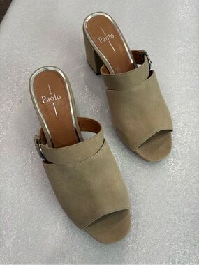 Linea Paolo Beige Block Heel Clog Sandals Suede NWOT